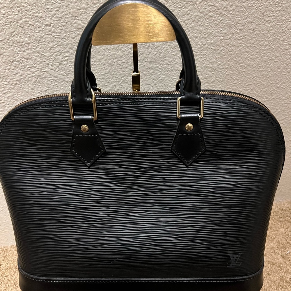 Authentic PM LV EPI Alma
